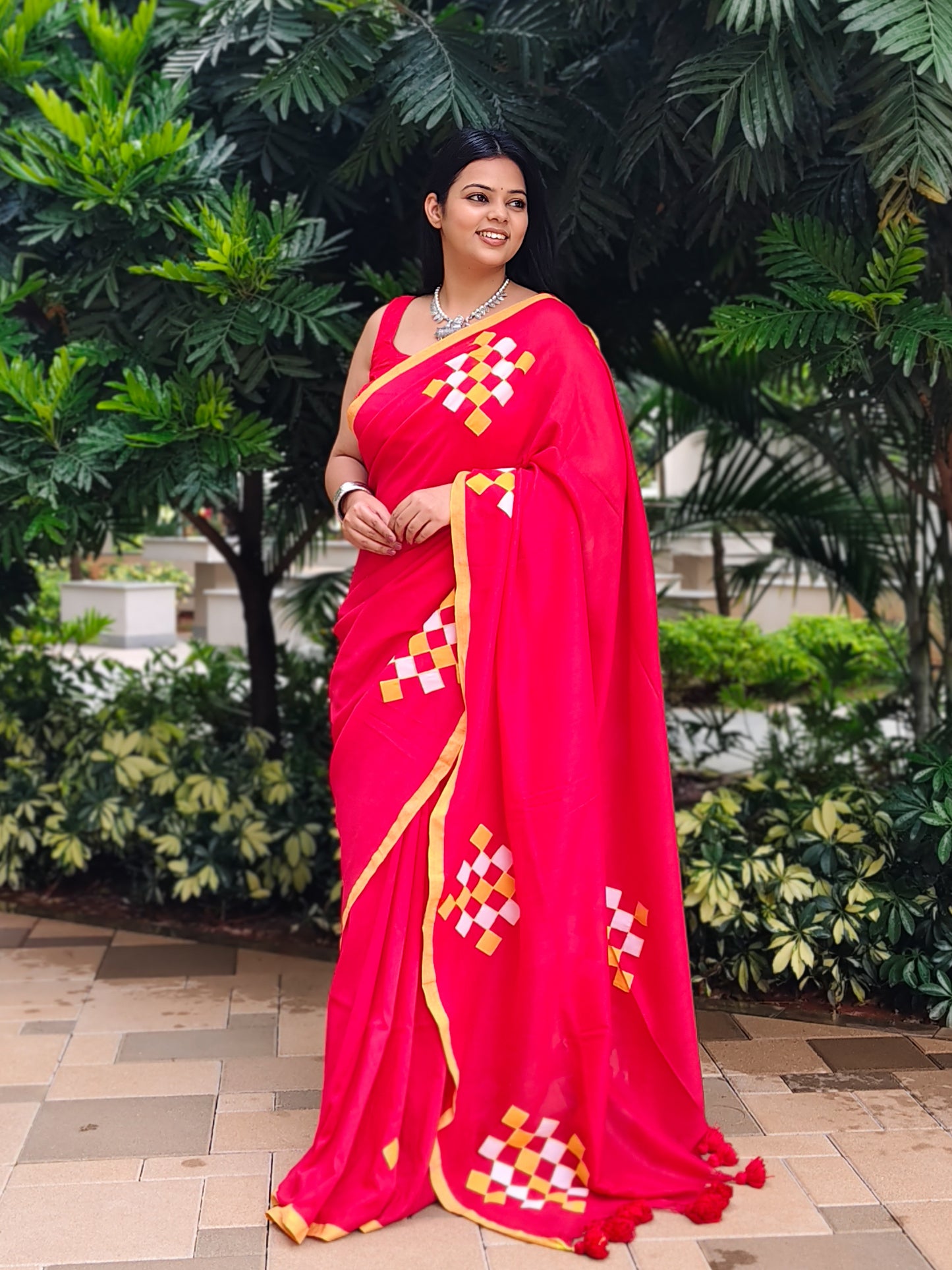 Laal Patchwork Soft Cotton Saree