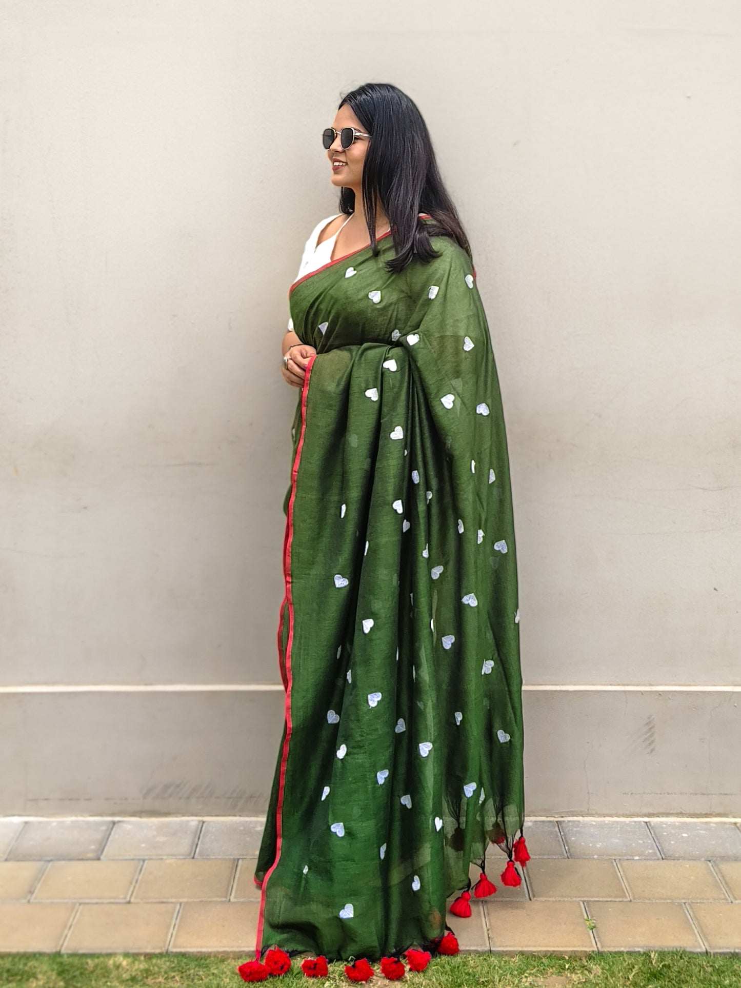 Mehendi Green Heart Embroidered Soft Cotton Saree