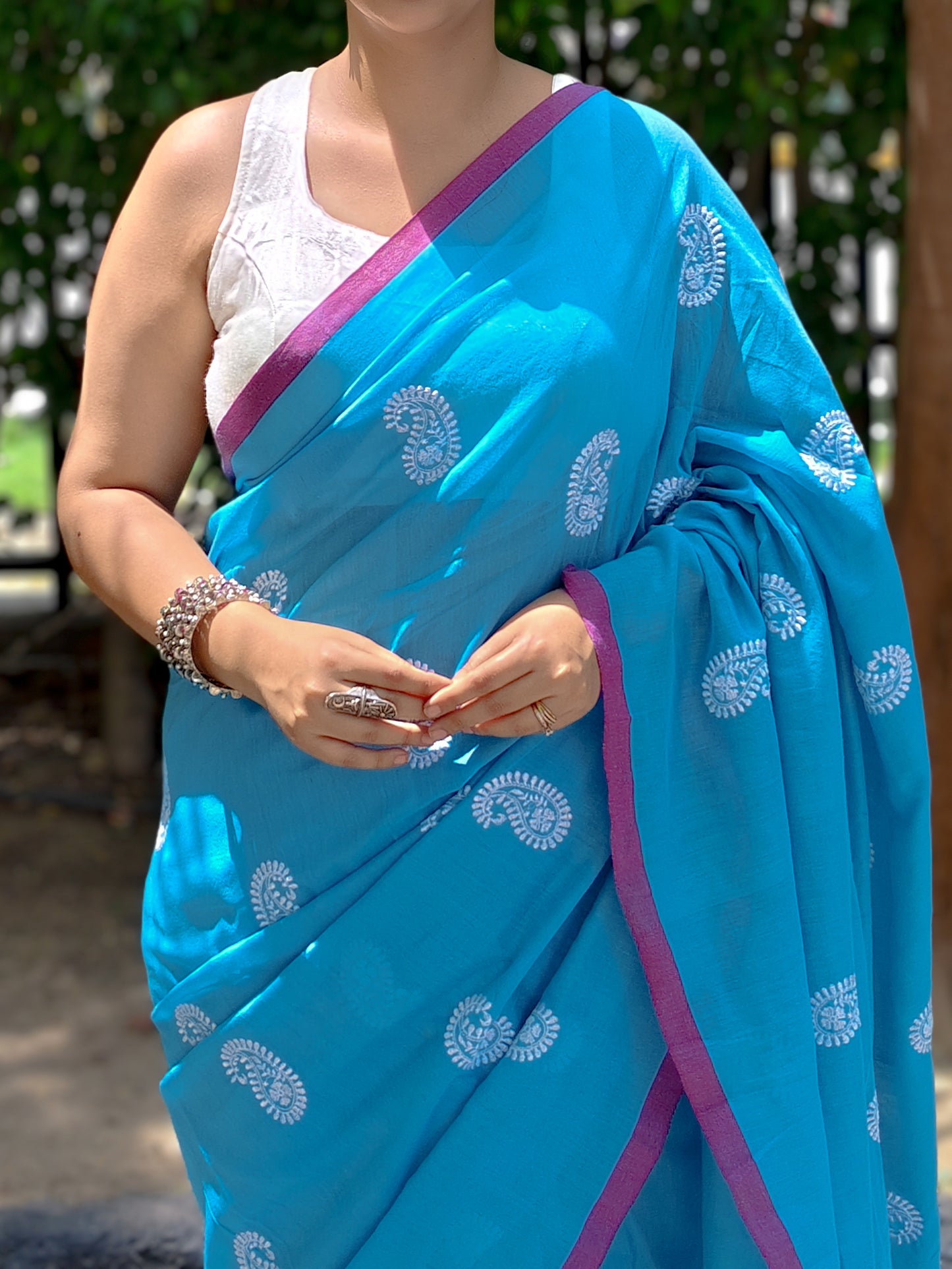 Firozi Ambi Embroidered Soft Cotton Saree