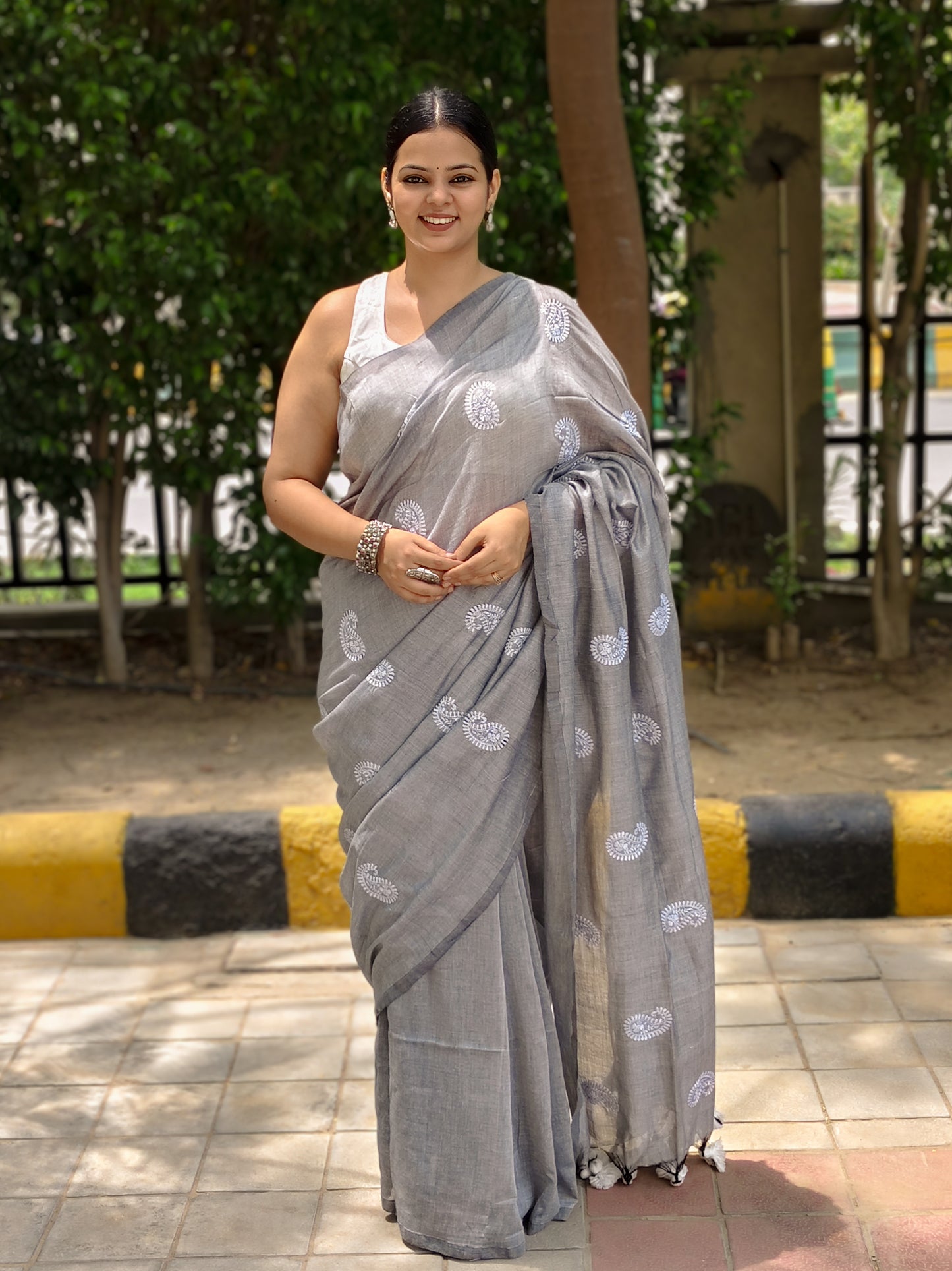 Slaty Grey Ambi Embroidered Soft Cotton Saree