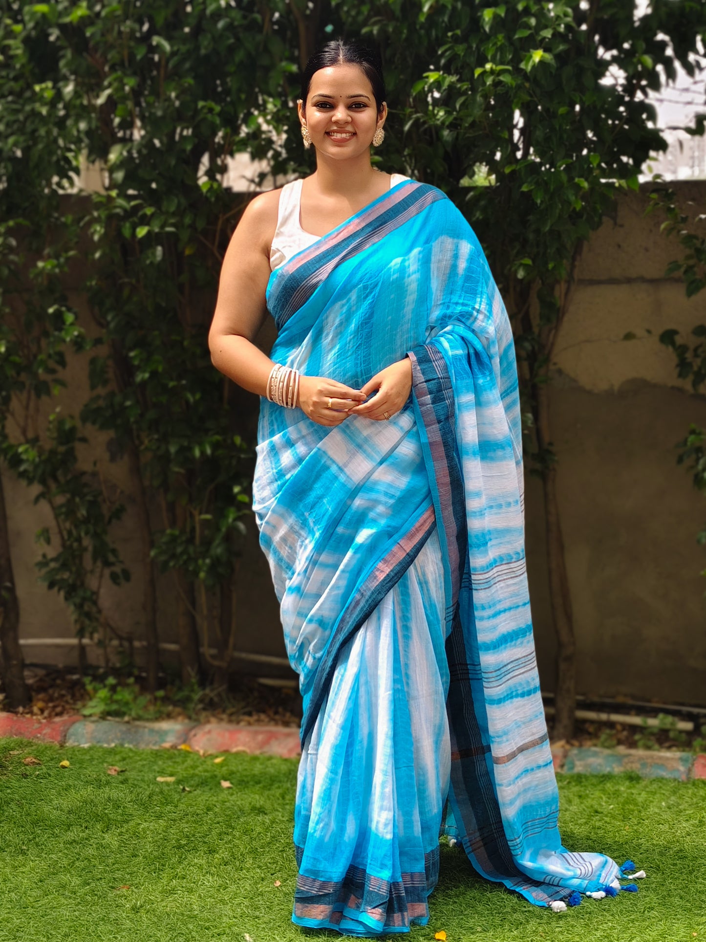 Blue & White Tie Dye Pure Cotton Saree
