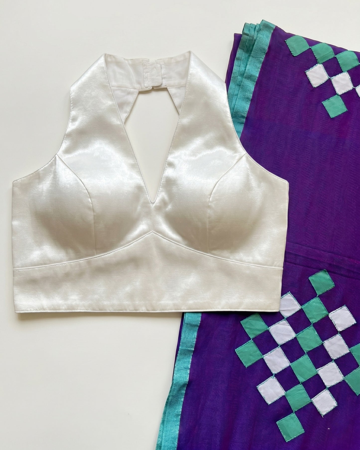 Jamuni Patchwork Handloom Cotton Saree + White Gajji Silk Blouse Combo