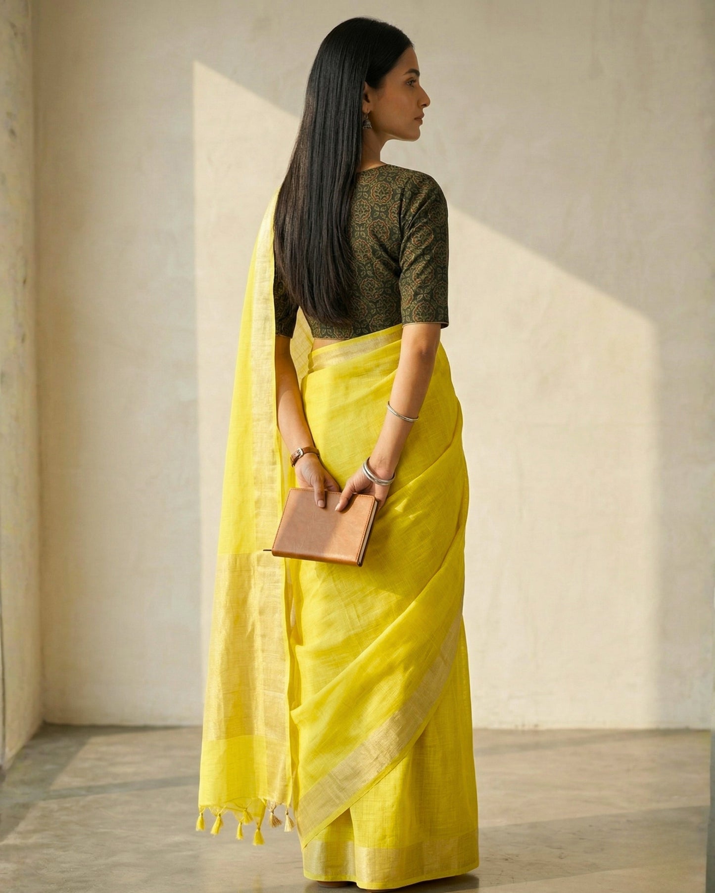 Lemon Yellow Pure Linen Saree With Handblock Printed Blouse Piece