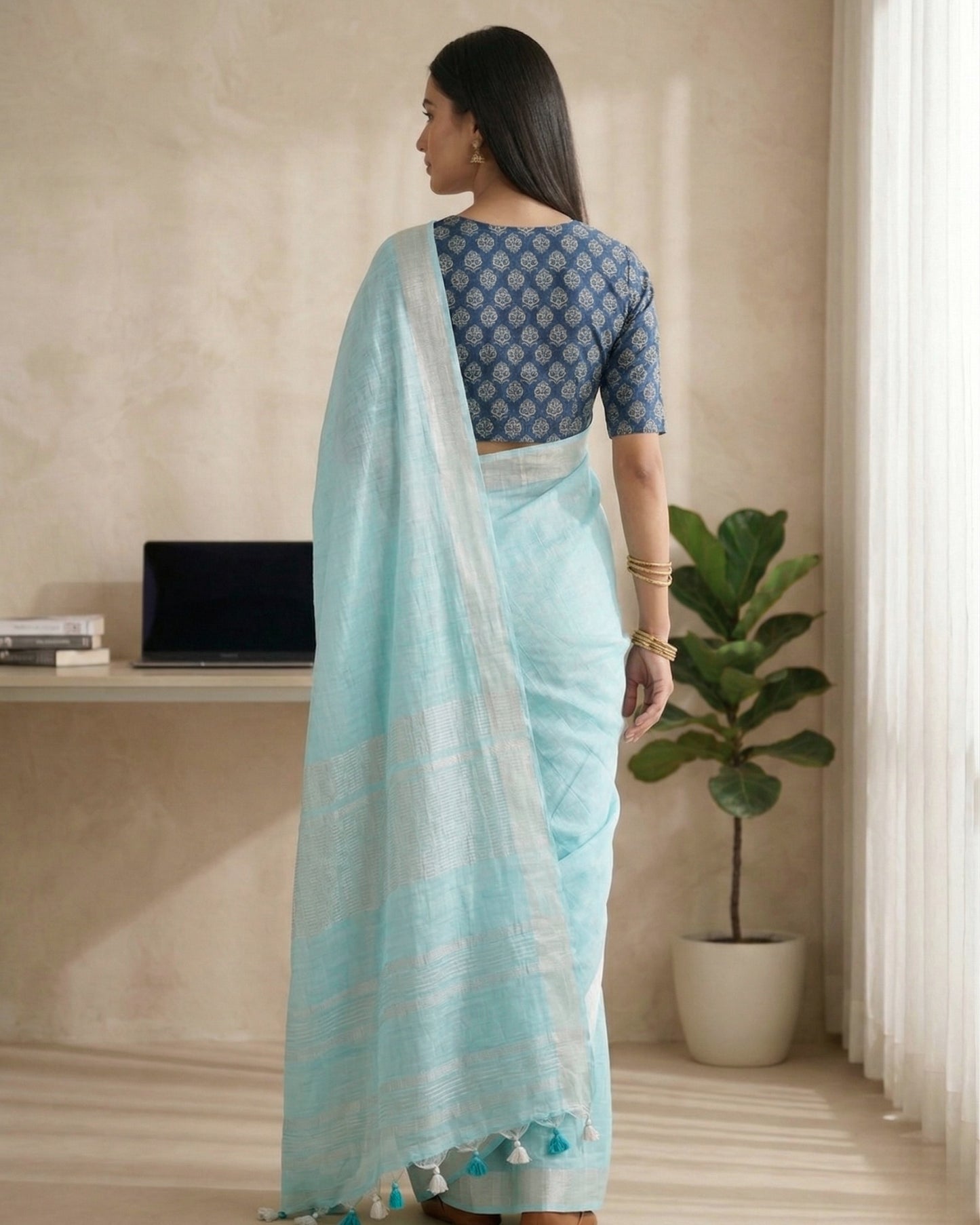 Soft Teal Pure Linen Saree With Handblock Printed Blouse Piece